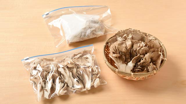 舞茸冷凍＆冷蔵！小分けや、キッチンペーパーでおいしく保存