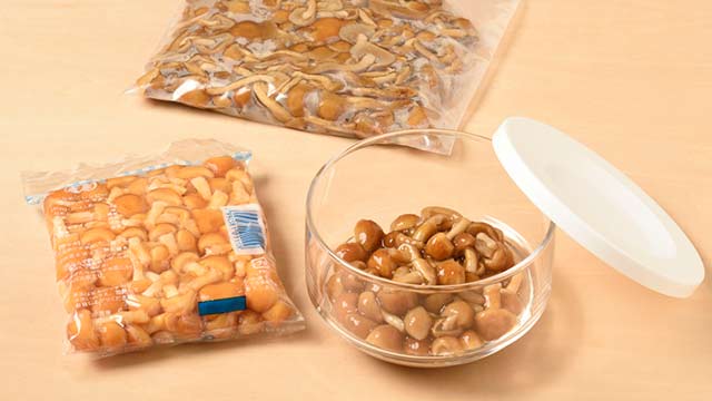 ［なめこ保存］冷凍1カ月、冷蔵1週間！脱気袋でおいしく保存