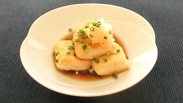 焼くだけ揚げ出し豆腐！プロ直伝ふんわり食感＆めんつゆ簡単タレ