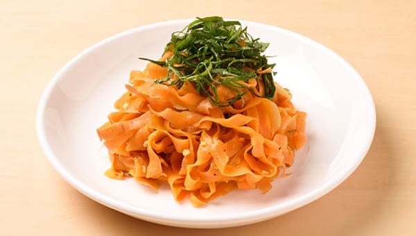にんじんの皮を使ったペペロンチーノ